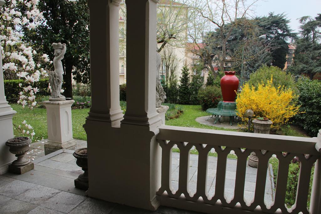 B&B Villa Ferrari Asti Exterior photo